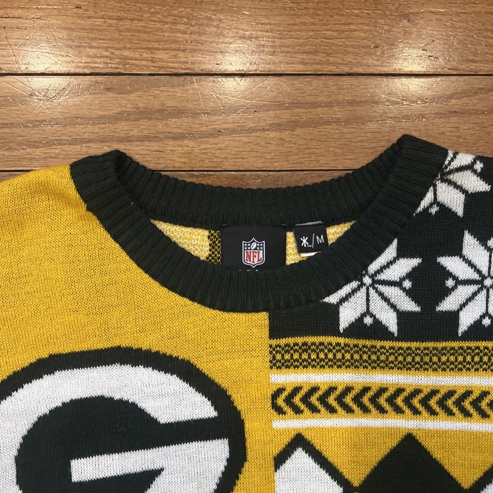 Green Bay Packers Ugly Christmas Sweater Unisex M NFL Team Apparel Holiday Knit - Picture 5 of 10